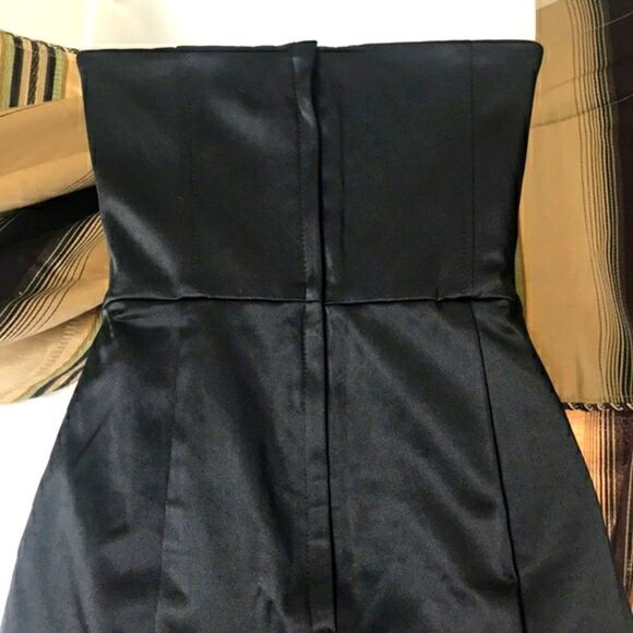 Black Mini Dress | Guess...c - Picture 5 of 8